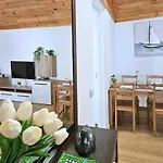 Damas Апартаменты *